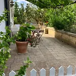 Oda ve Kahvaltı Corte Dei Salentini