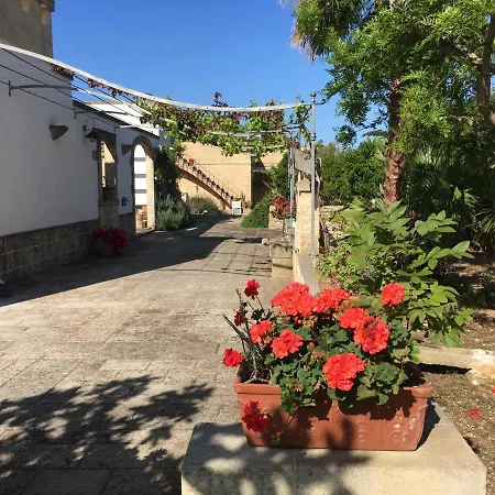 Corte Dei Salentini فندق مبيت وإفطار 4*