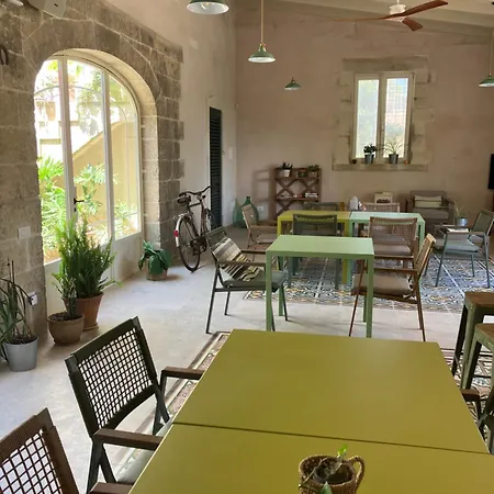 Bed & Breakfast Corte Dei Salentini 4*