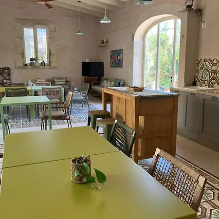 Corte Dei Salentini Couette-café