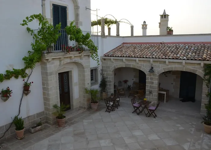 Corte Dei Salentini 住宿加早餐酒店