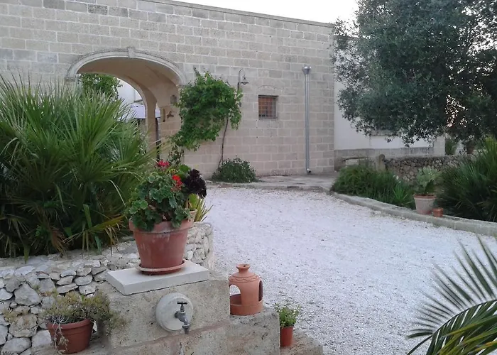 Corte Dei Salentini 住宿加早餐酒店